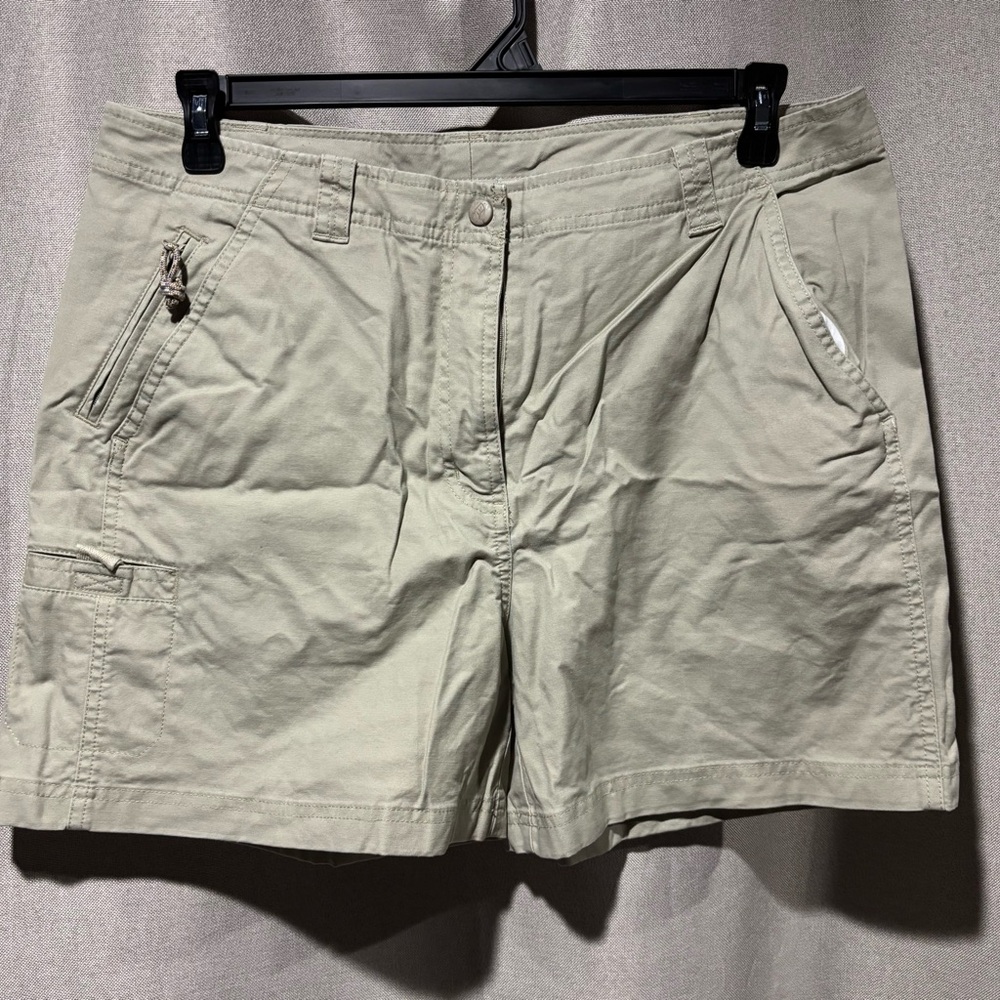 L.L. Bean Women's Cargo Shorts - Light Tan